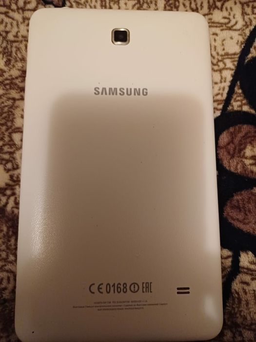 Планшет SM - T235