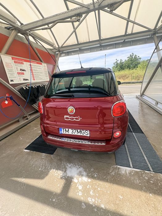 Fiat 500 L    — ABARTH