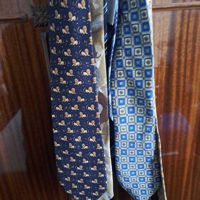 Мъжки костюм за бала нов марков