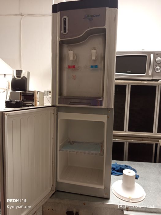 Продам кулер для воды