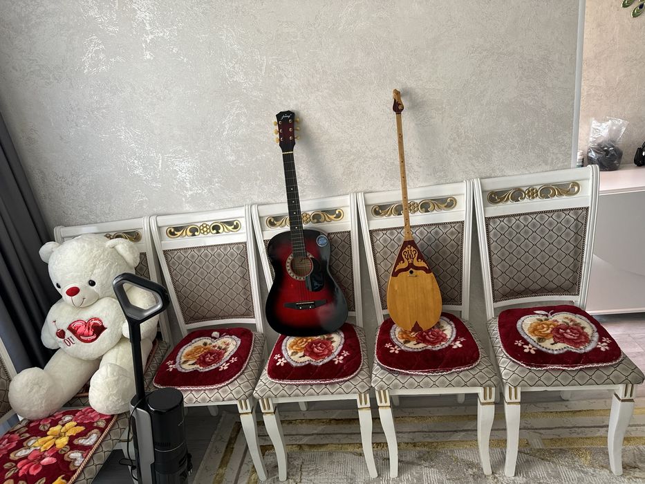 Продам стулья в отличном состояний