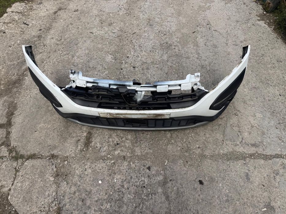 Bara fata completa dacia sandero stepway 2020