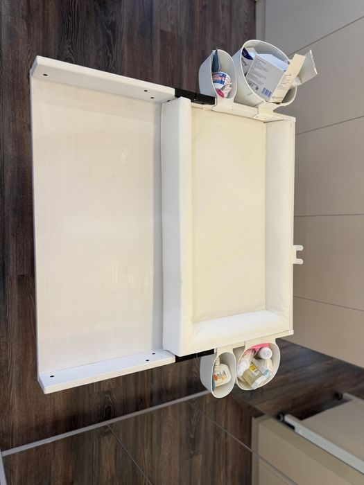 маса за повиване/скрин IKEA SUNDVIK