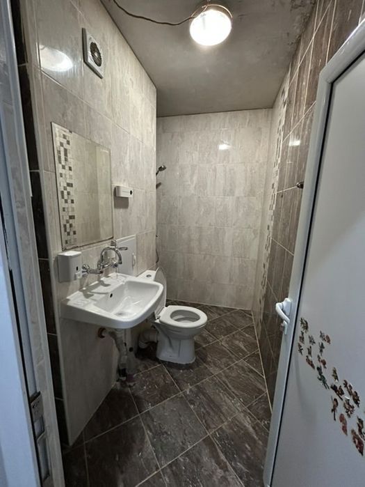 Дава се под наем Тристаен апартамент в Ловеч, Младост - 65 кв.м за 306 € - Снимка #8