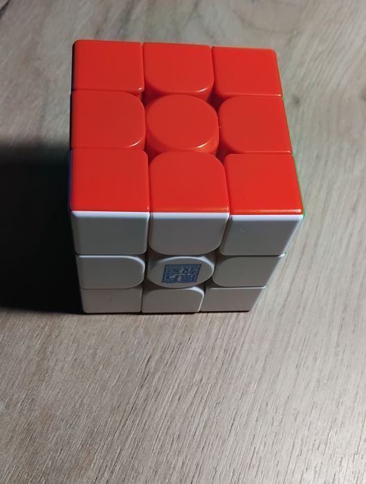 Магнитный кубик рубика цветной 3×3.