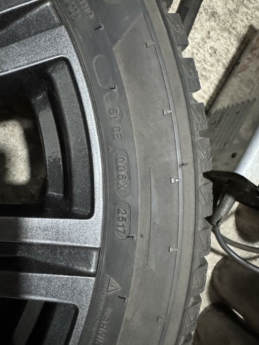 MICHELIN  шины с диск комплект