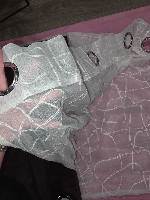 Затъмняващи завеси и пердета