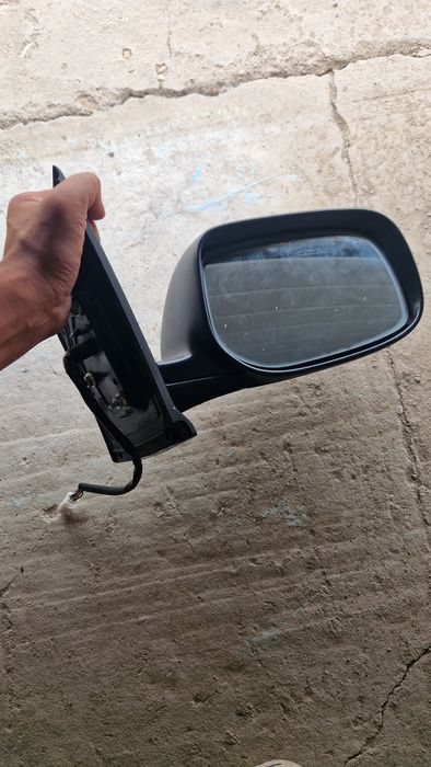 Зеркало правое тойота