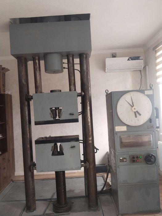 Ishlashi soz xolatda Разрывные машина 1000kN sotiladi 5000$