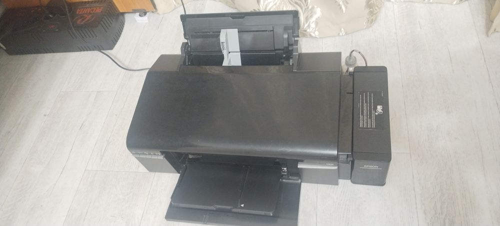 Продам принтер епсон л805