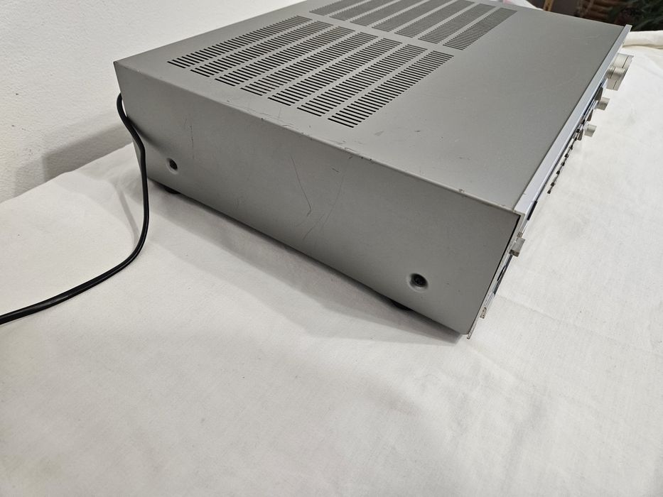 Amplituner Onkyo TX 200