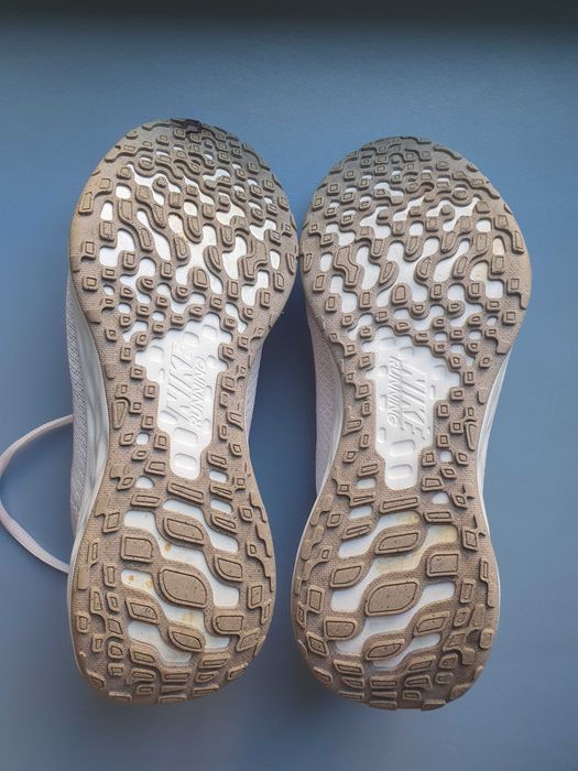 Adidasi dama NIKE -model VT2- marimea 38