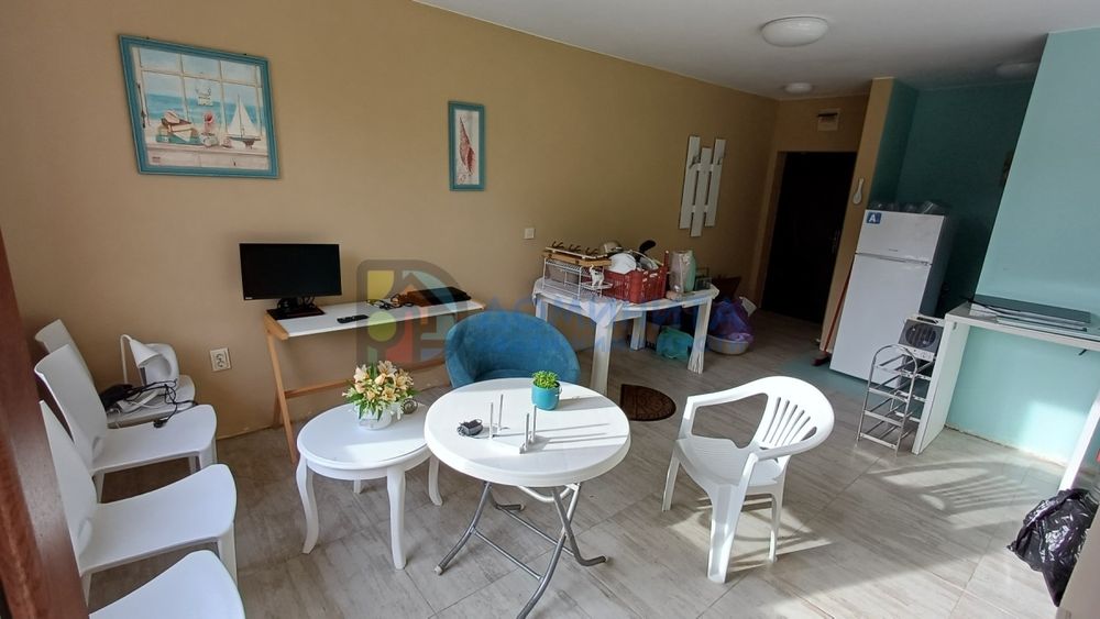 Продава се Едностаен апартамент в Царево - 47 кв.м за 597 €/кв.м - Снимка #2