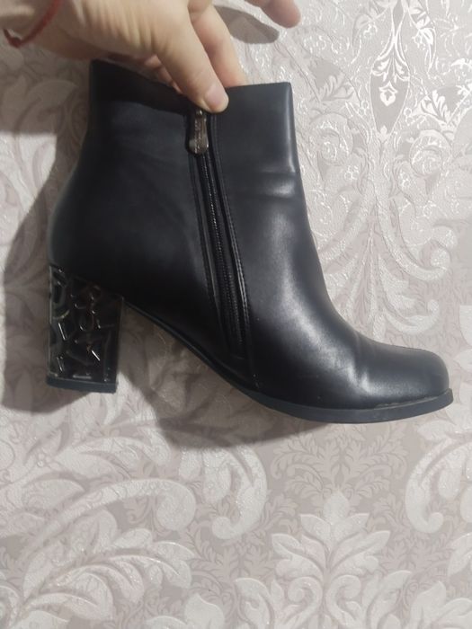 Продам сапожки осение 7000