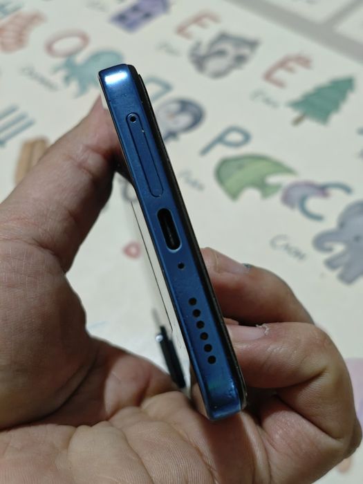 Продаю смартфон Redmi