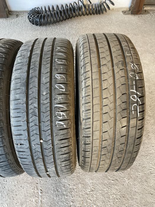 Гуми за бус 215-60-16 C