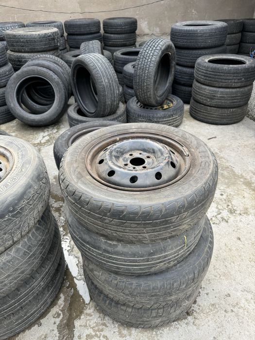 Шины привозные 14размер