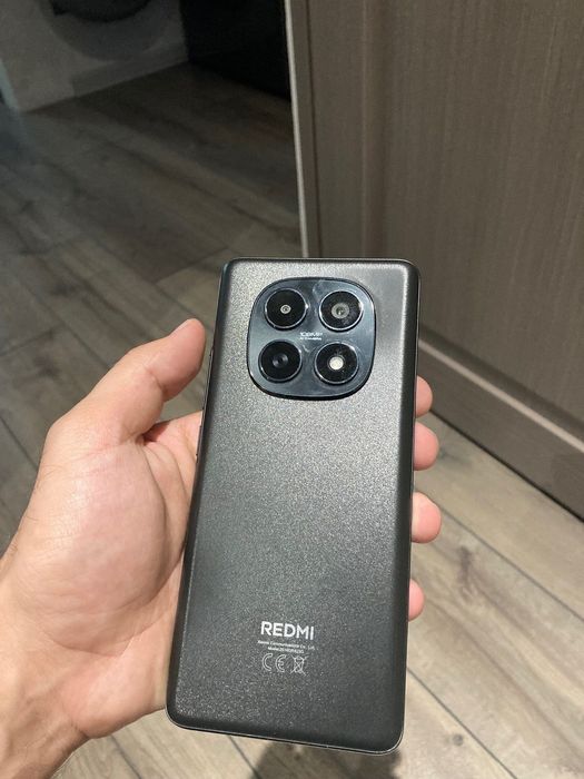 Оригинал redmi note 15 - 8/256 черный почти новый