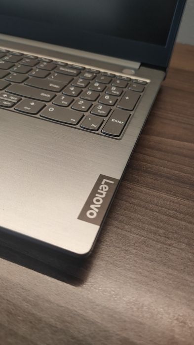 Laptop Lenovo, ThinkBook.