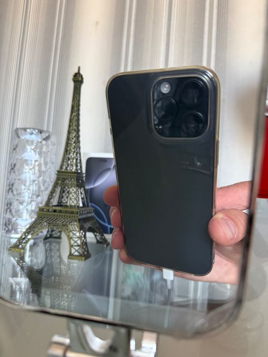 Iphone 16 Pro Max 256 GB.