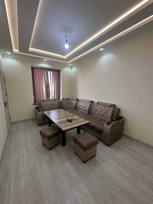 Сдаётся в аренду 2х комнатная квартира На повороте (Зафар)