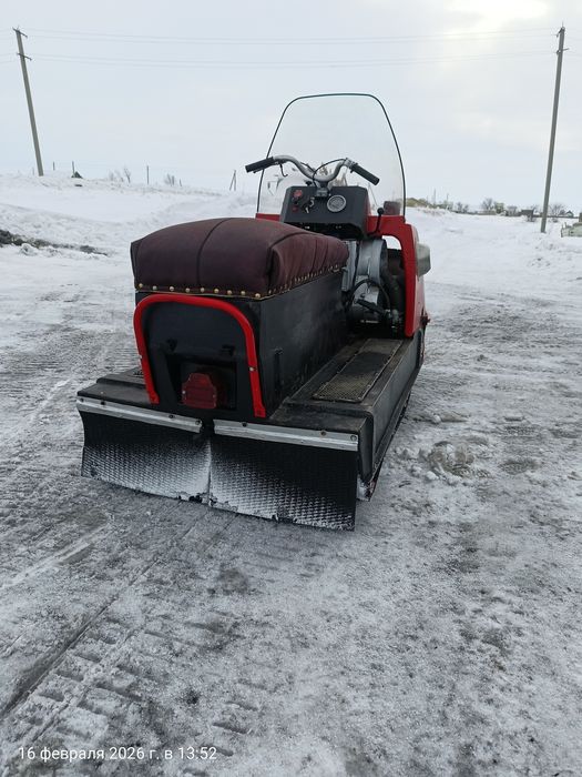 Продам снегоход Буран