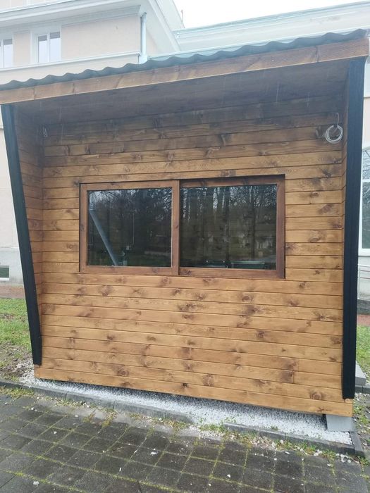 Дървени павилиони за бизнес.