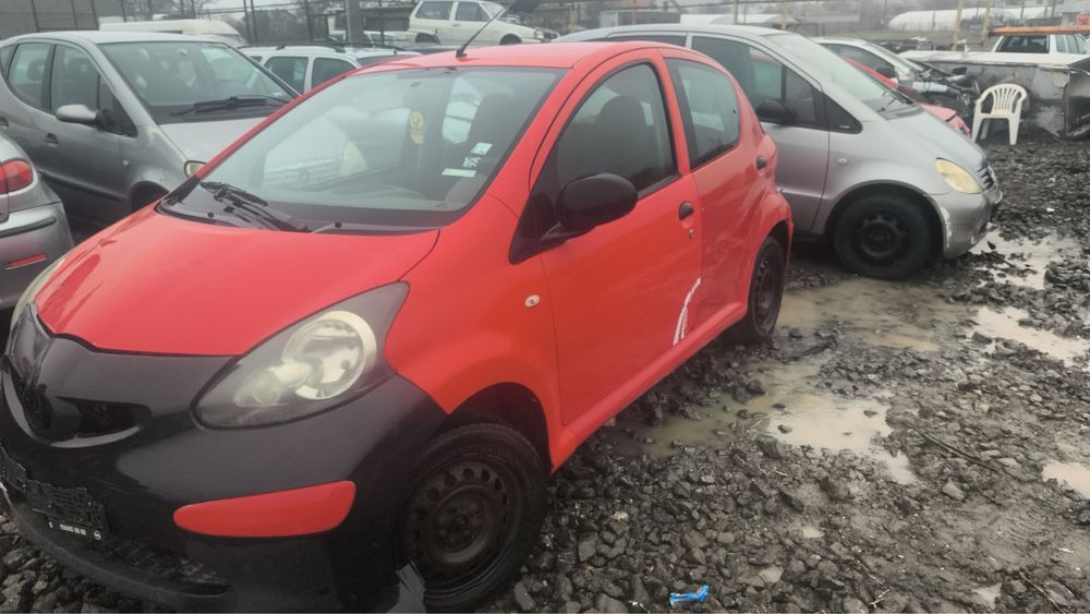 Toyota Aygo 1.0 68 кс 1KR-FE  2007г на части