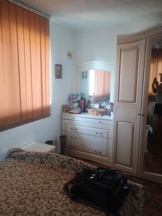 Casă de vânzare Comuna Sfântu Gheorghe, Sat Malu, Jud. Ialomița

Vă propunem spre vânzare o casă spațioasă și complet utilată, amplasată la drumul naț