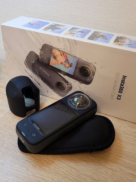 Экшн камера Insta 360 X3