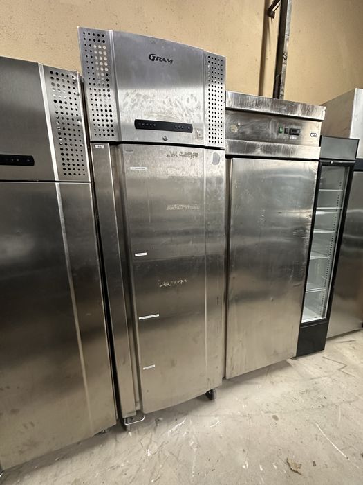 Професионален хладилник