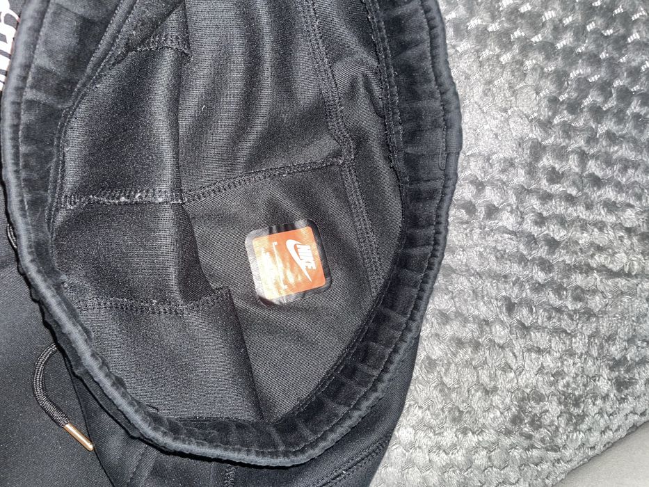 tech fleece syna world
