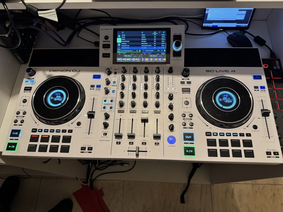 Denon DJ SC LIVE 4