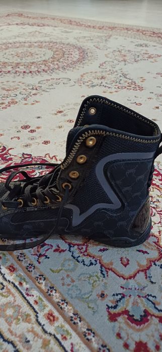 Боксерка Venom 39размер