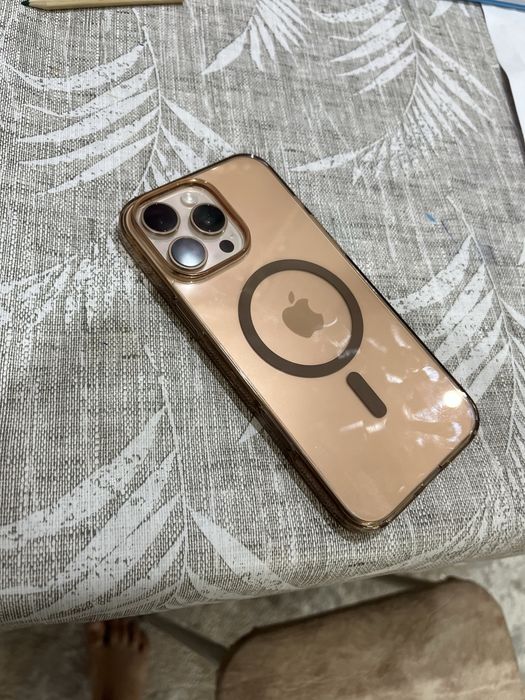 Айфон 16 про макс акб 99-98%