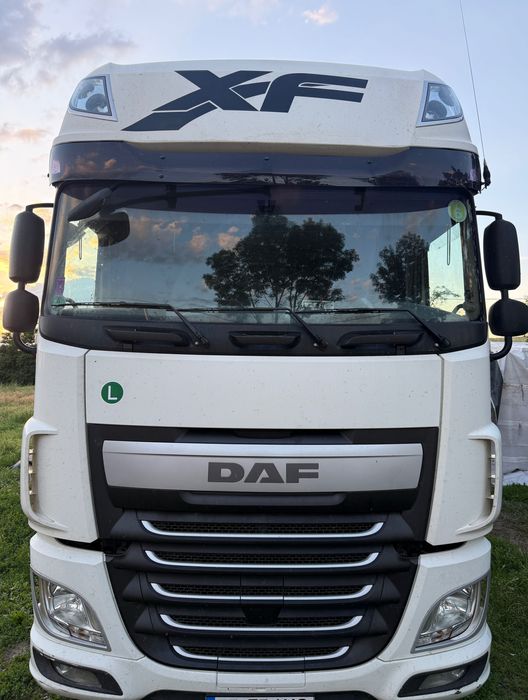 Vând DAF XF460 2017+Schmitz 2013 cu lift