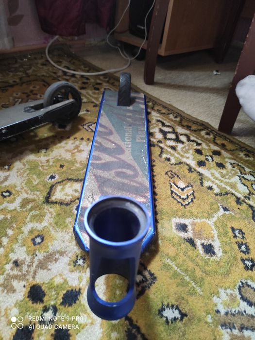 Продаю стоит деку