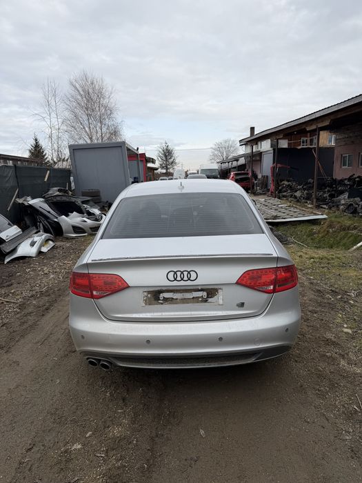 Bara spate s-line audi a4 b8 berlina