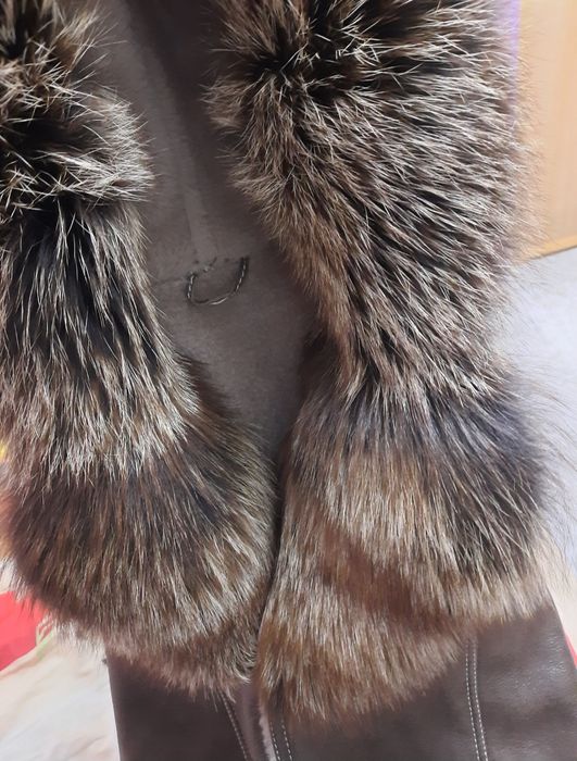 Продаётся дублёнка  р. 48