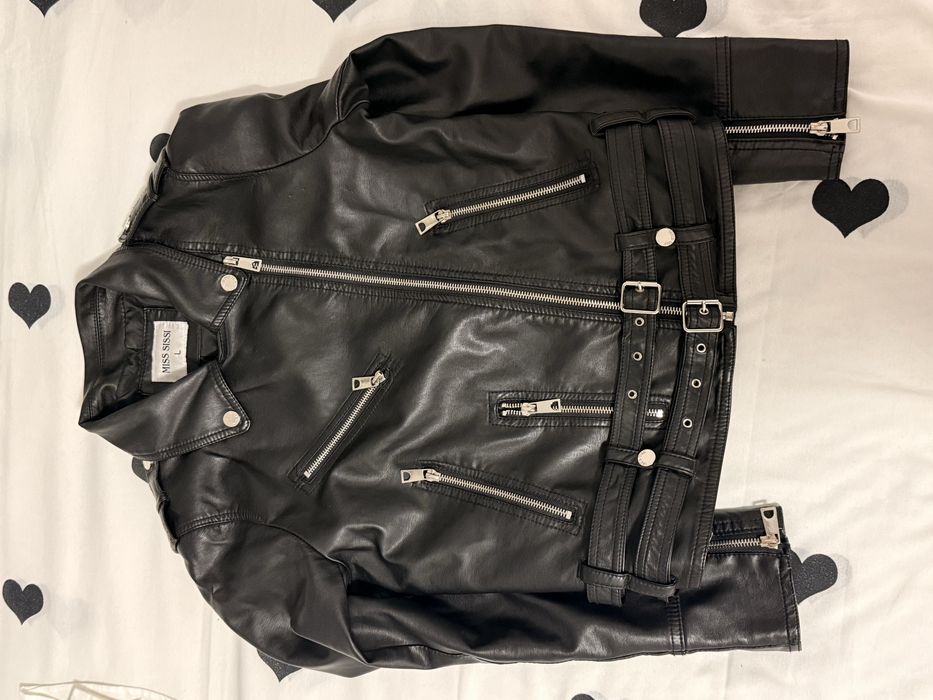 Продавам ги, при интерес може да ми пишете