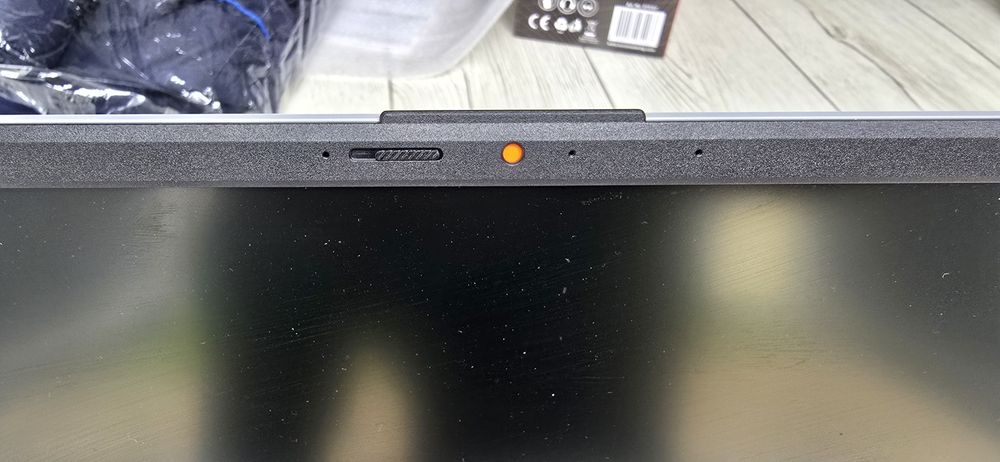 лабтоп  VivoBook