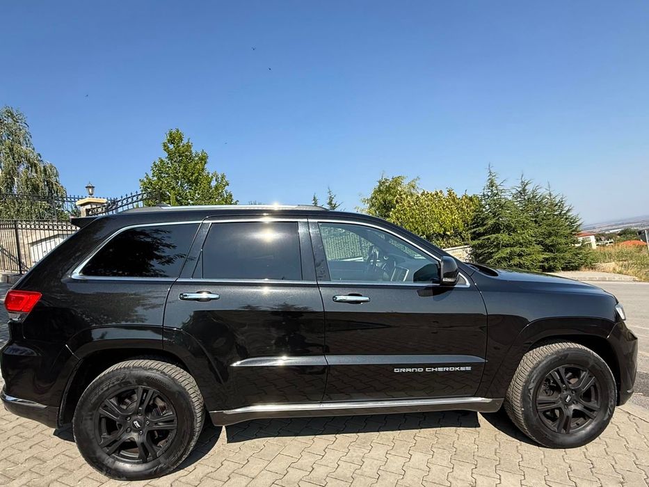 Jeep Grand Cherokee SUMMIt 3.0