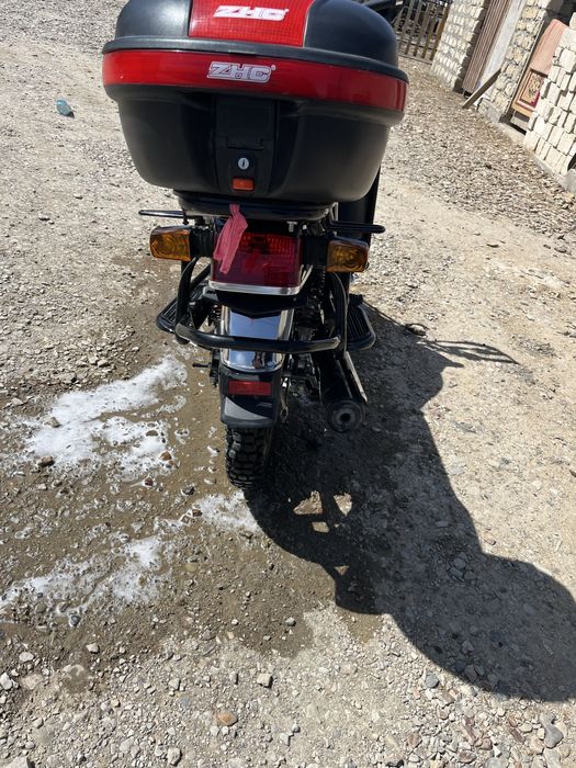 Мотоцикл 200 куб