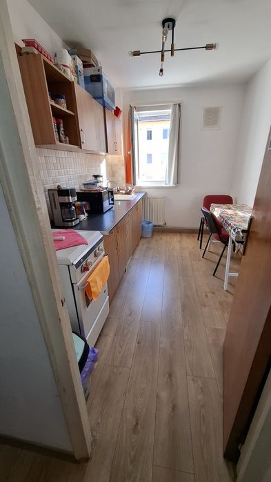 Caut colegă de apartament