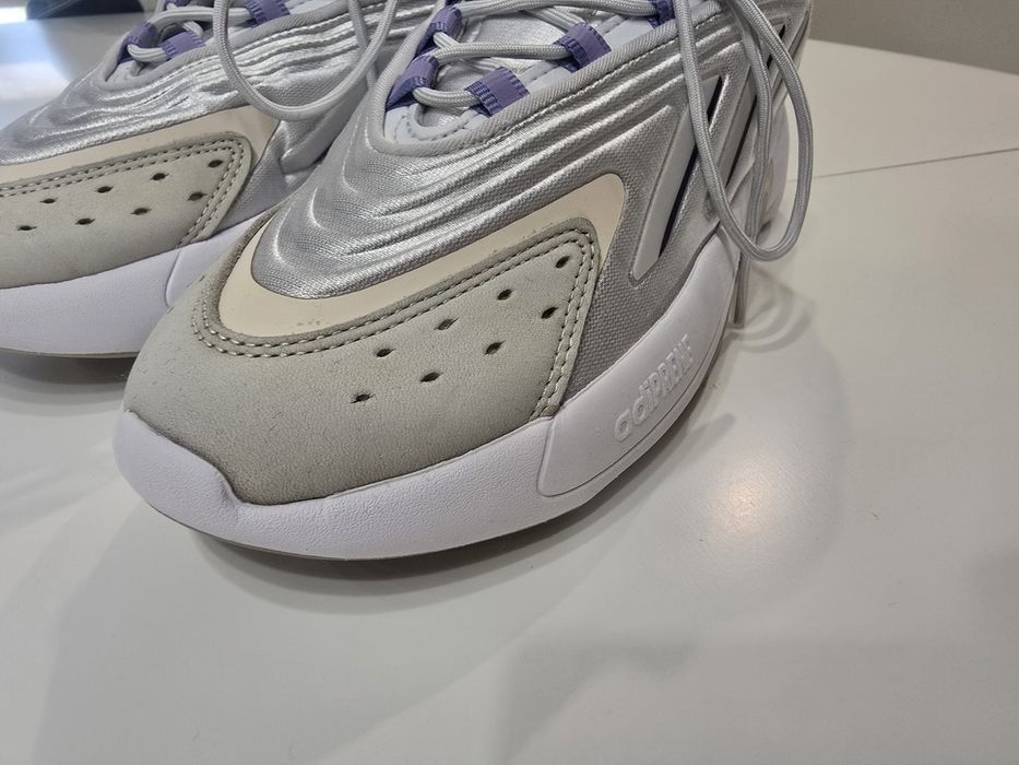 Дамски оригинални маратонки Adidas Ozelia