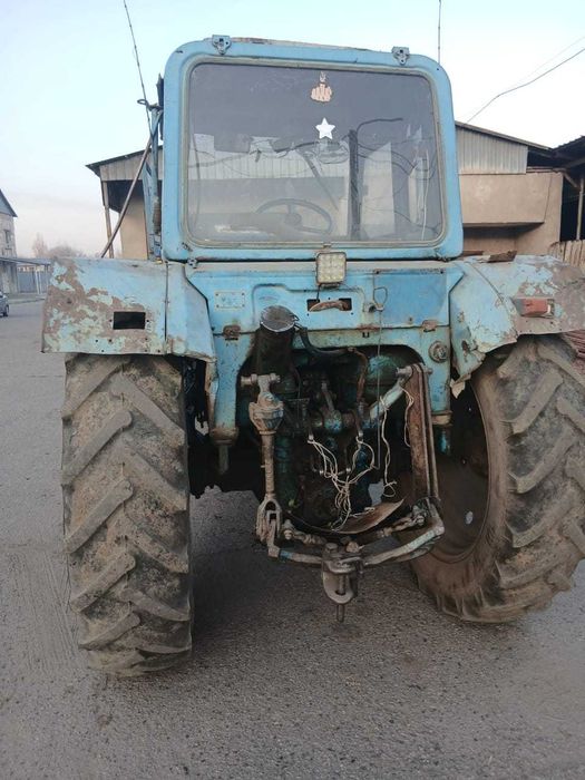 Трактор колесный МТЗ-80
