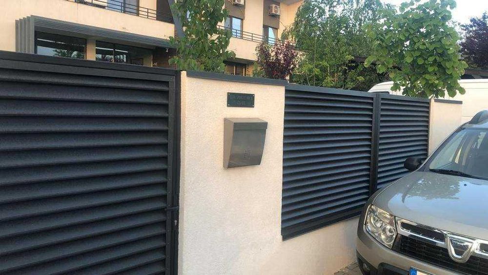 Garduri si porti din panouri stil jaluzele si alte modele disponibile
