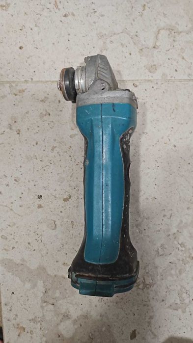 Vând scule electrice Makita