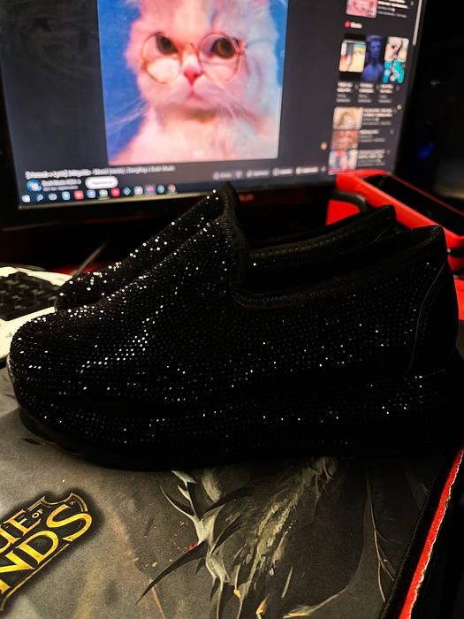 Шапка, Тройка, Куртка, Кросовка