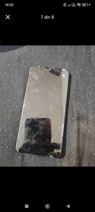 Vând telefoane pentru piese